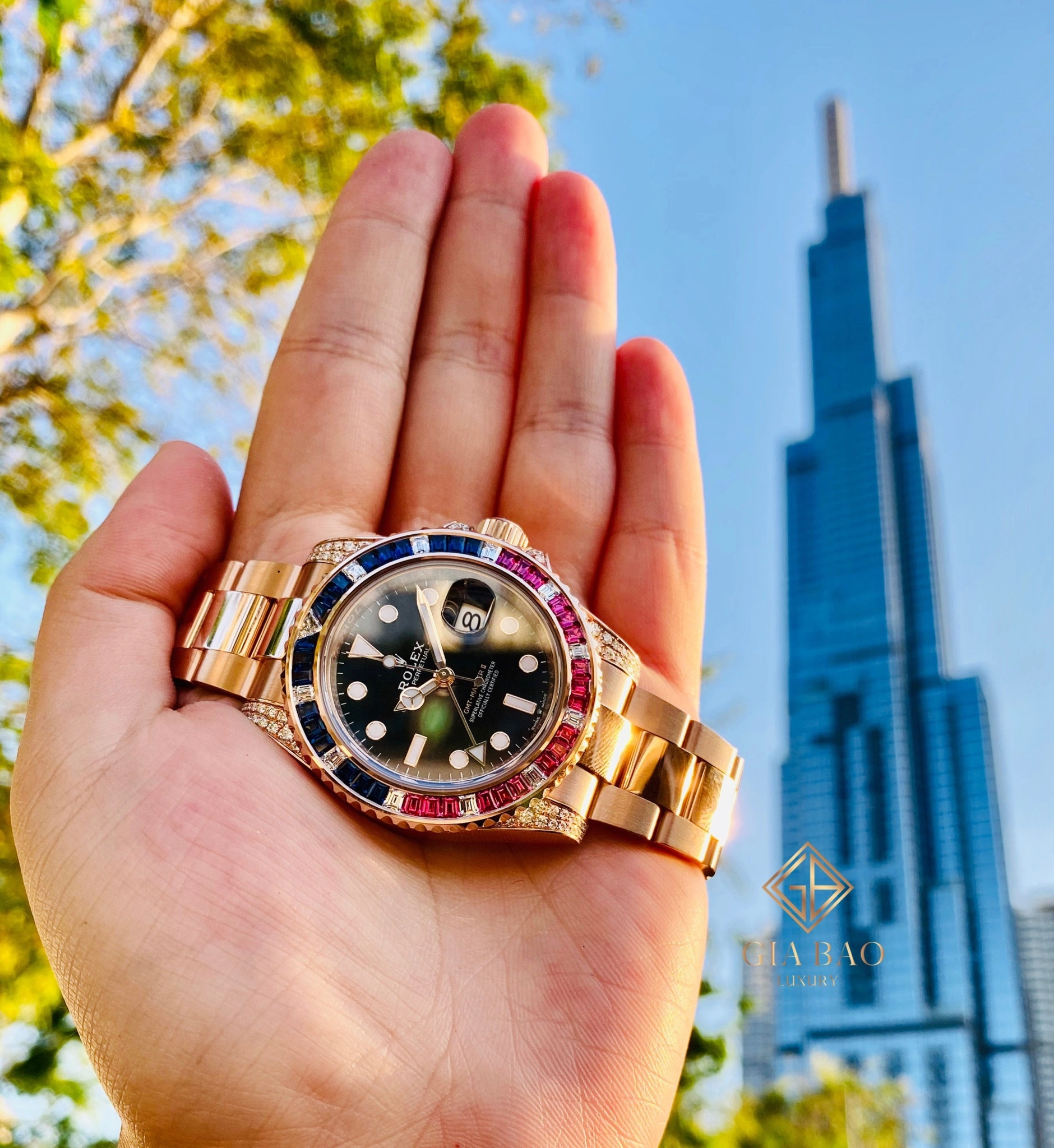 Rolex GMT-Master II 126755SARU: Rolex GMT-Master II 126755SARU nhìn chính diện