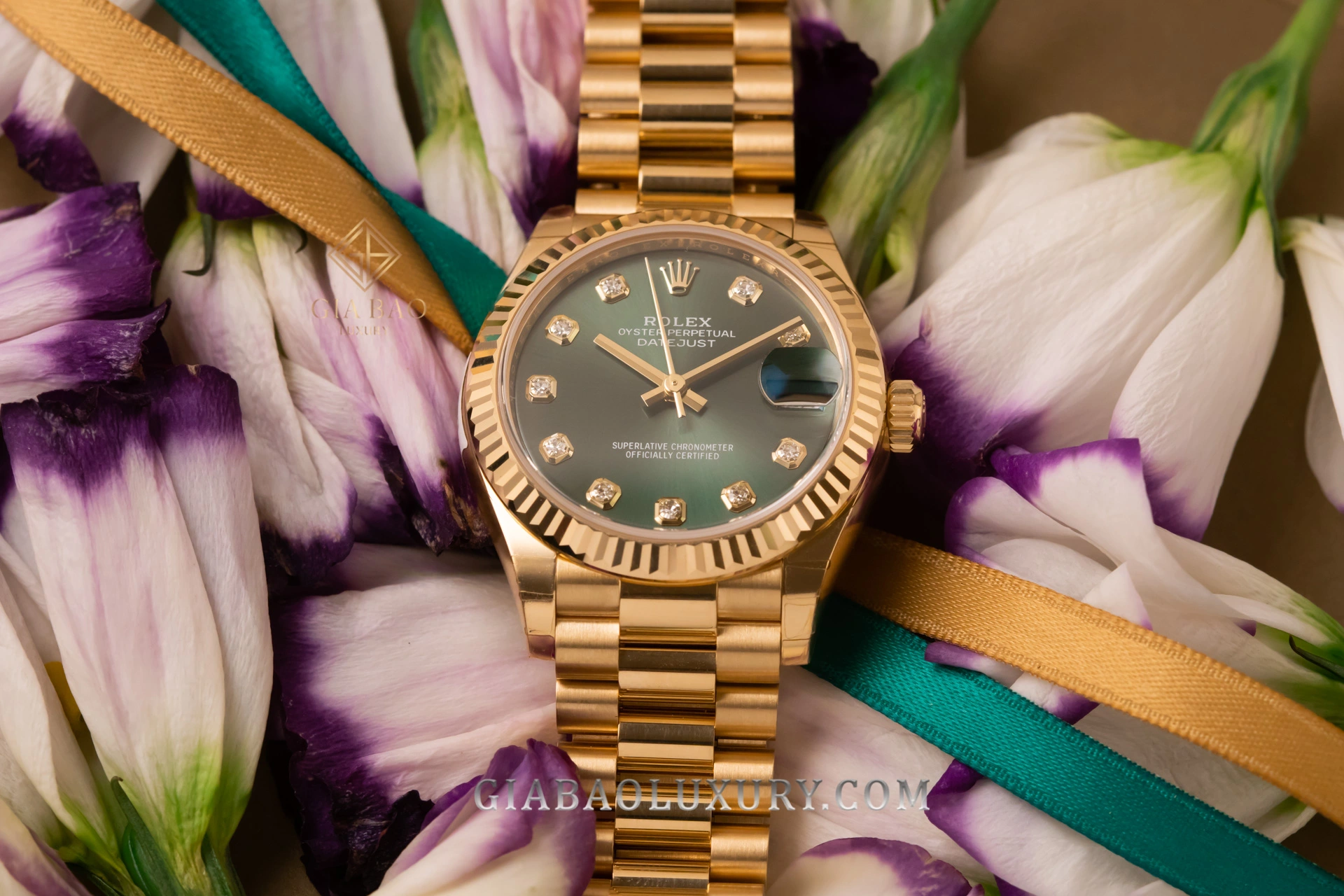 Rolex Datejust 31 Ref. 278278 mặt olive: Vành khía bằng vàng vàng 18 ct