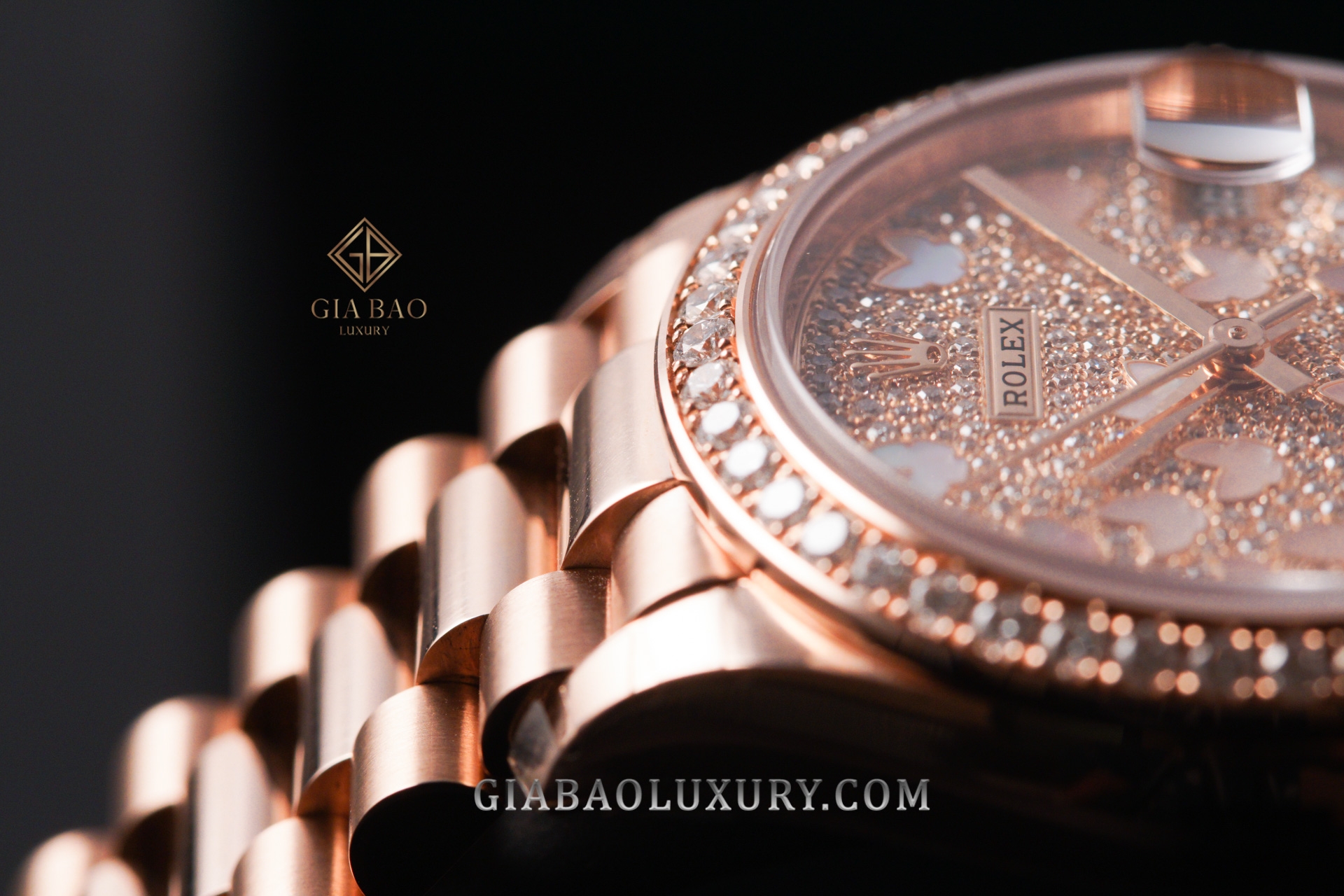 Rolex Datejust 31 Ref. 278285RBR: các mắt bán nguyệt của dây President bằng Everose gold