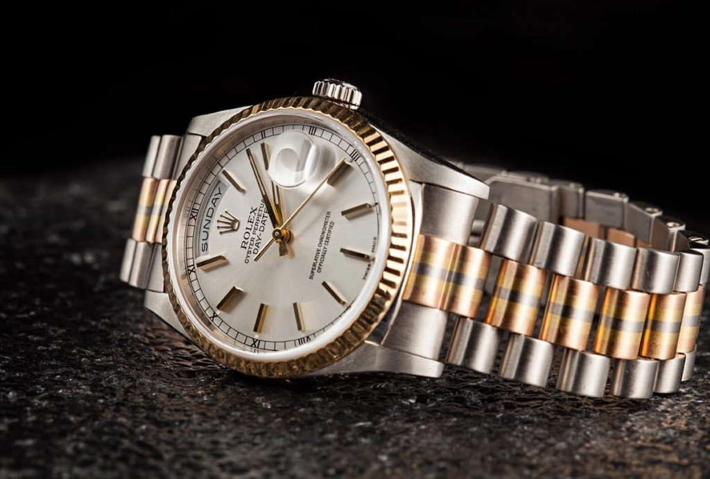Rolex Pearlmaster 29 Ref. 80318: tỷ lệ, dây và calibre 2235: Rolex Pearlmaster 29 Ref. 80318 với dây ba sắc vàng