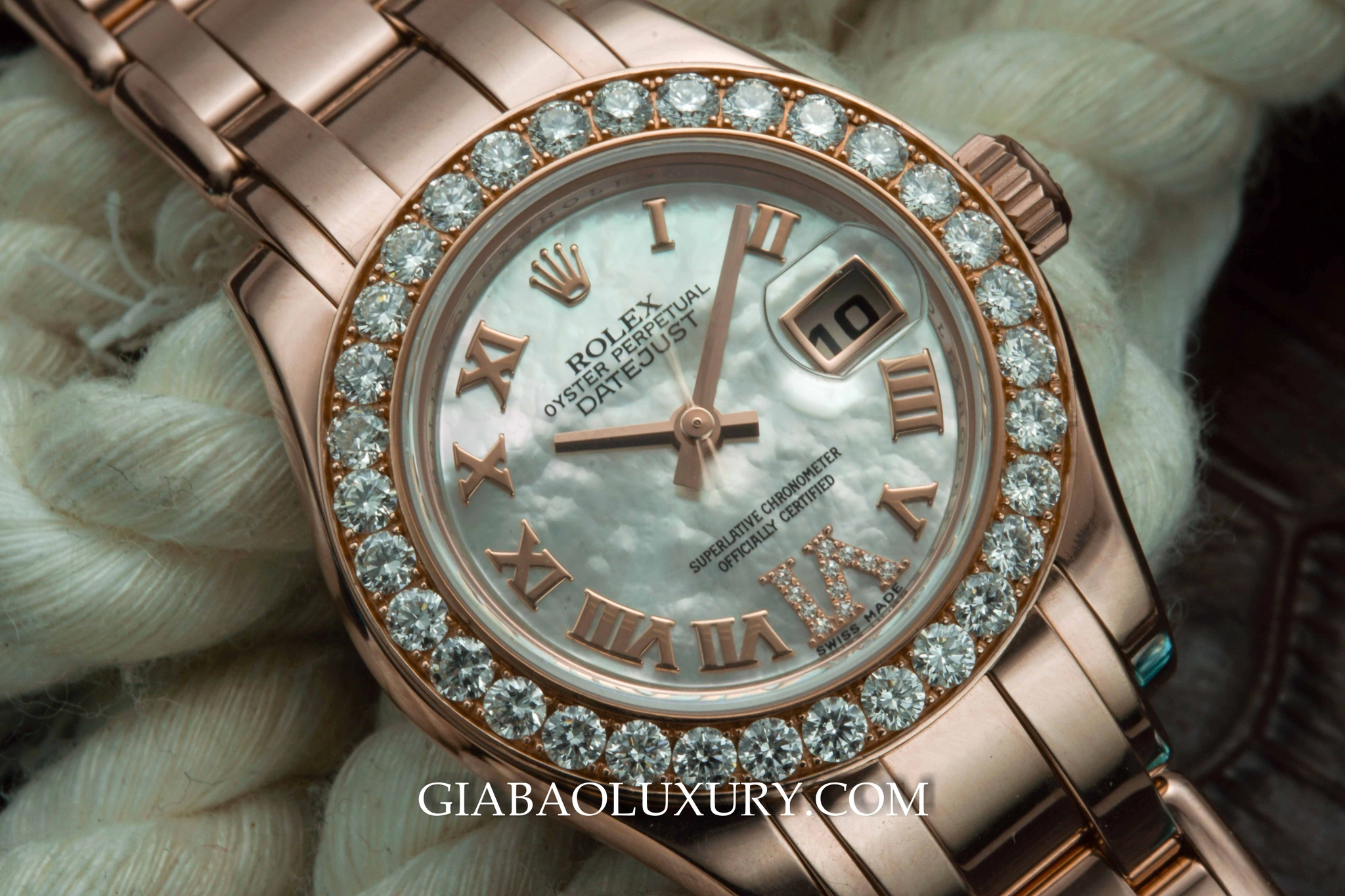Rolex Pearlmaster 80315: vỏ Everose 29 mm và mặt xà cừ — ảnh chi tiết 05