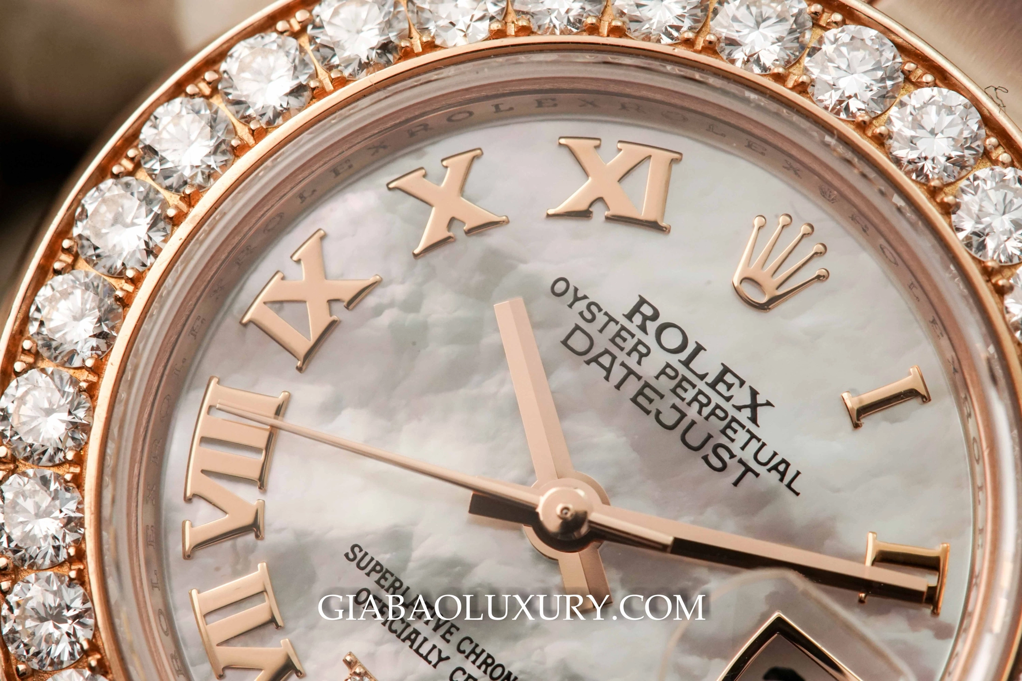 Rolex Pearlmaster 80315: vỏ Everose 29 mm và mặt xà cừ — ảnh chi tiết 10