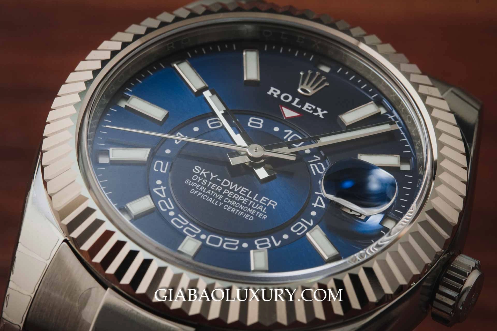 Rolex Sky-Dweller 326934: lịch thường niên và hai múi giờ — ảnh chi tiết 08
