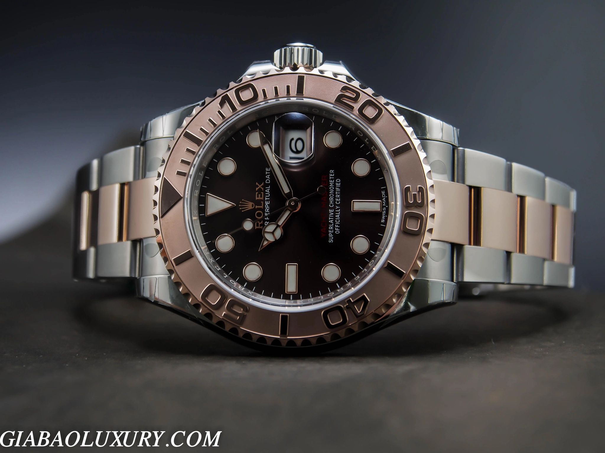 Rolex Yacht-Master 116621: Rolesor Everose trên dây Oyster — ảnh chi tiết 03
