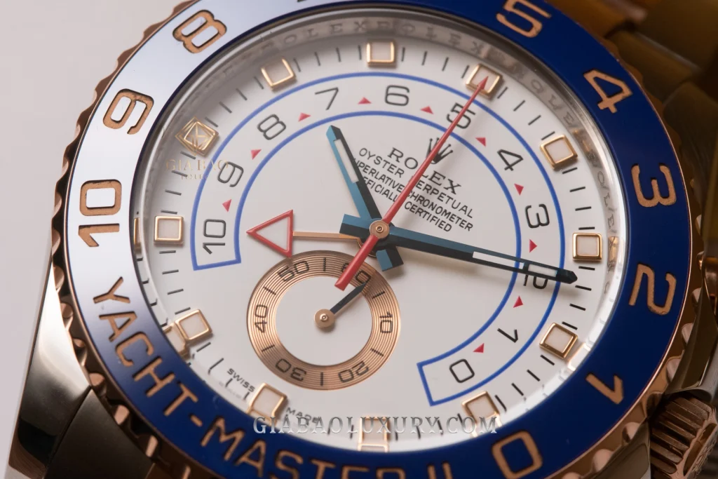 Rolex Yacht-Master II 116681: cơ cấu đếm ngược: mặt số với thang đếm ngược lập trình từ 1 đến 10 phút