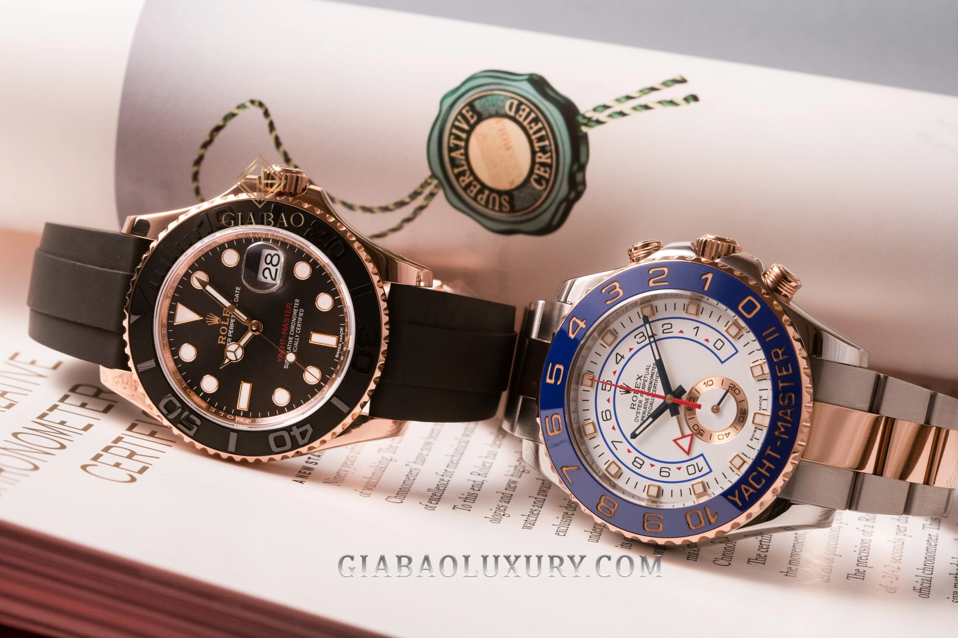 Rolex Yacht-Master và Yacht-Master II khác nhau thế nào: Rolex Yacht-Master và Yacht-Master II đặt cạnh nhau