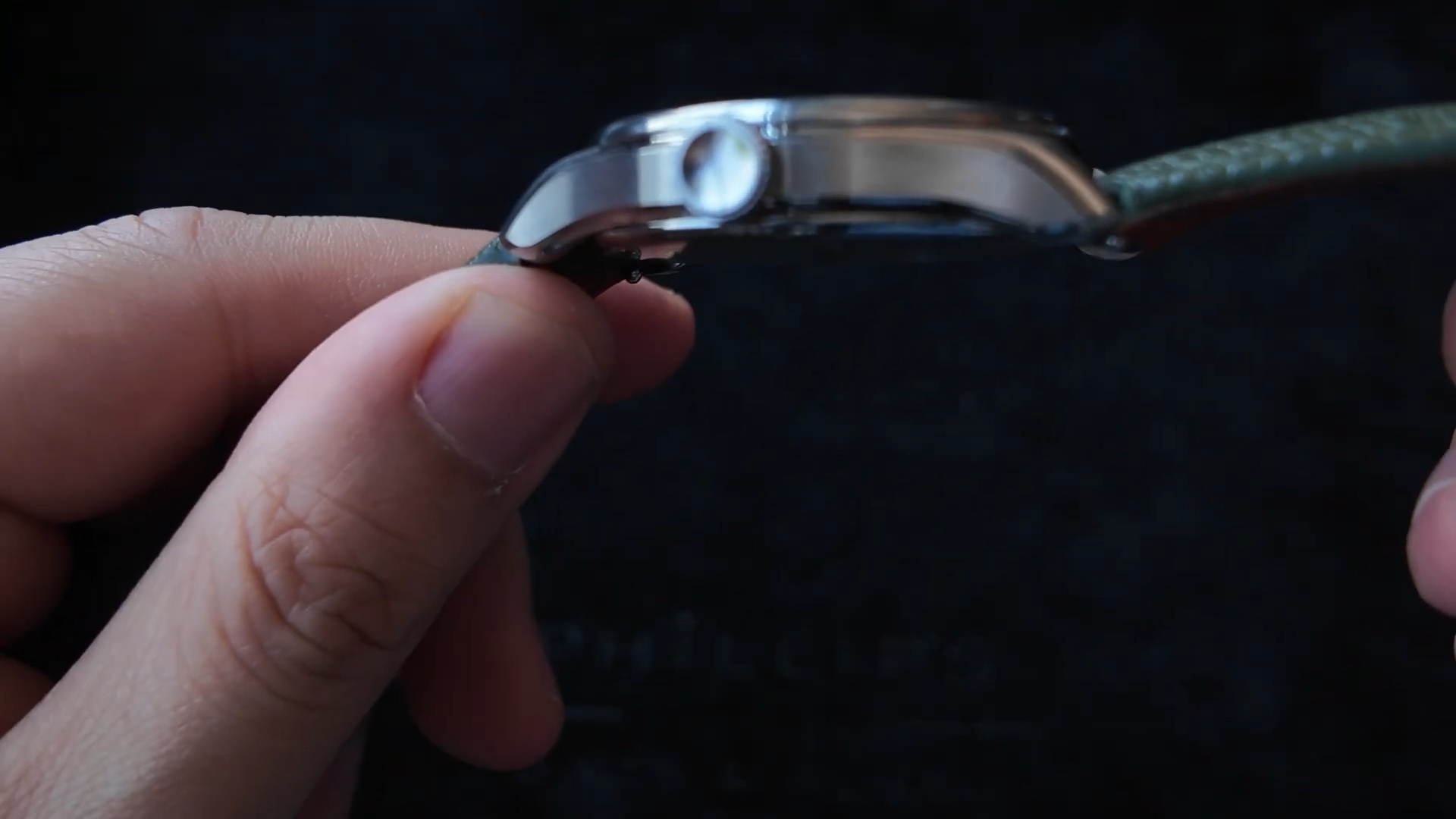 Cạnh vỏ titanium Simon Brette Edition Titane