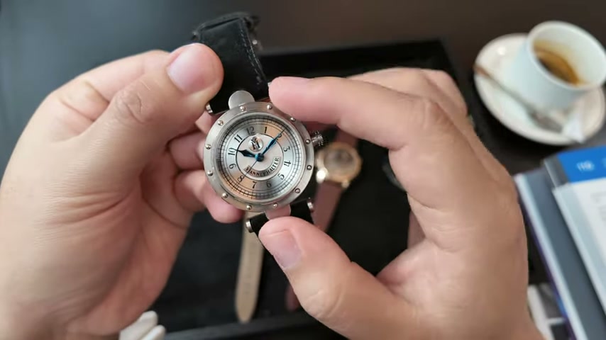 Vianney Halter Classic: steampunk trong vỏ 36 mm