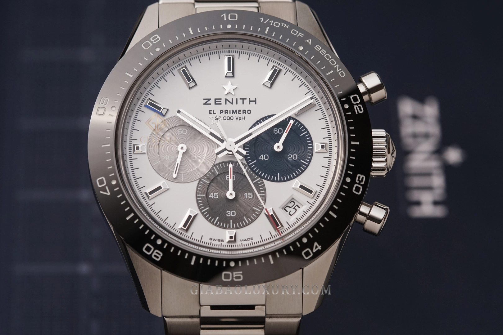 Zenith Chronomaster Sport: calibre El Primero 3600: Chronomaster Sport mặt trắng với ba vòng đếm El Primero
