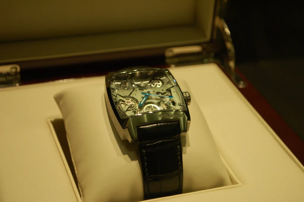 TAG Heuer Monaco V4 trưng bày tại Athina Fair 2009