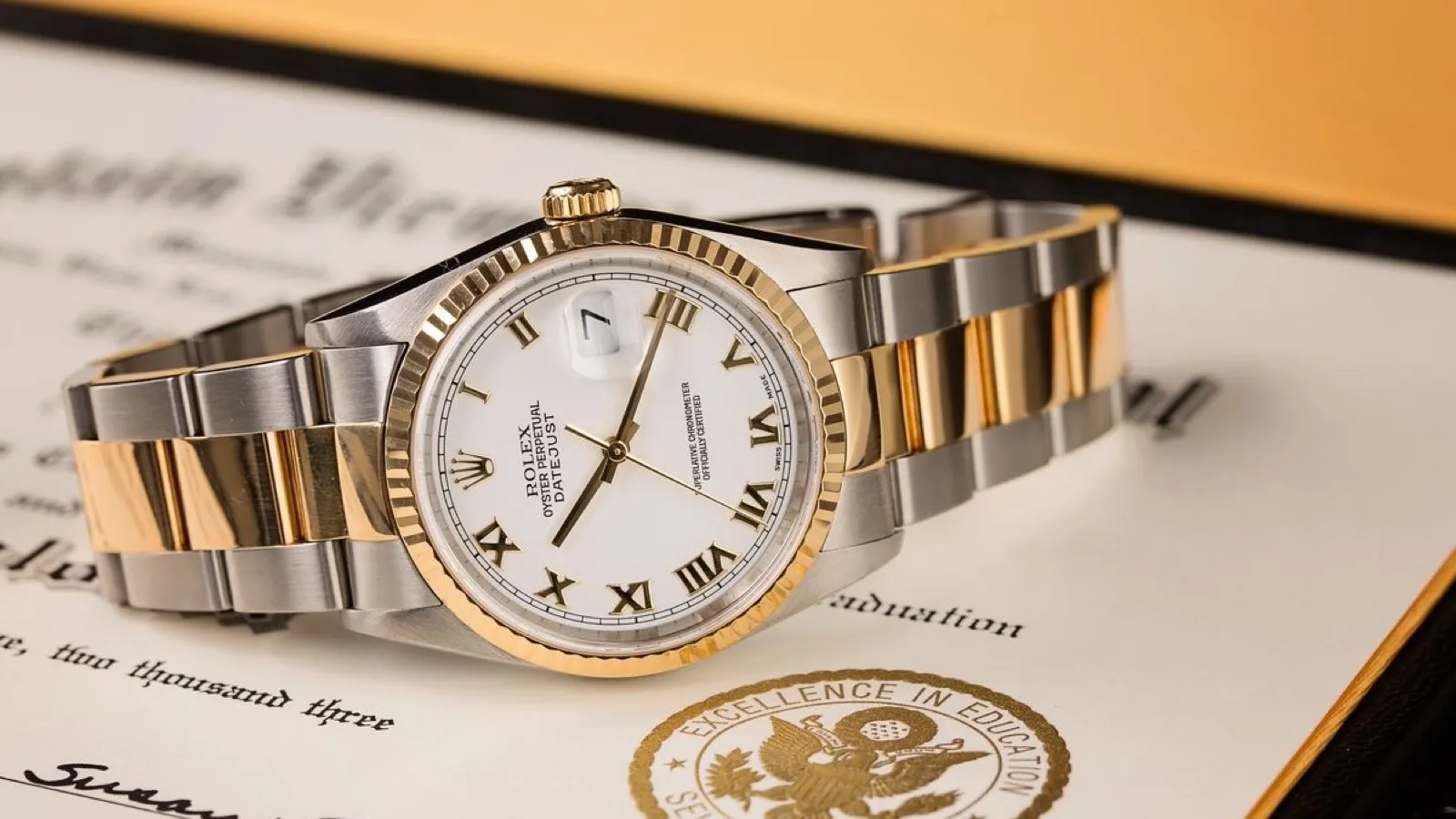 Rolex đang cung cấp đồng hồ có kích thước nào dành cho nam giới?
