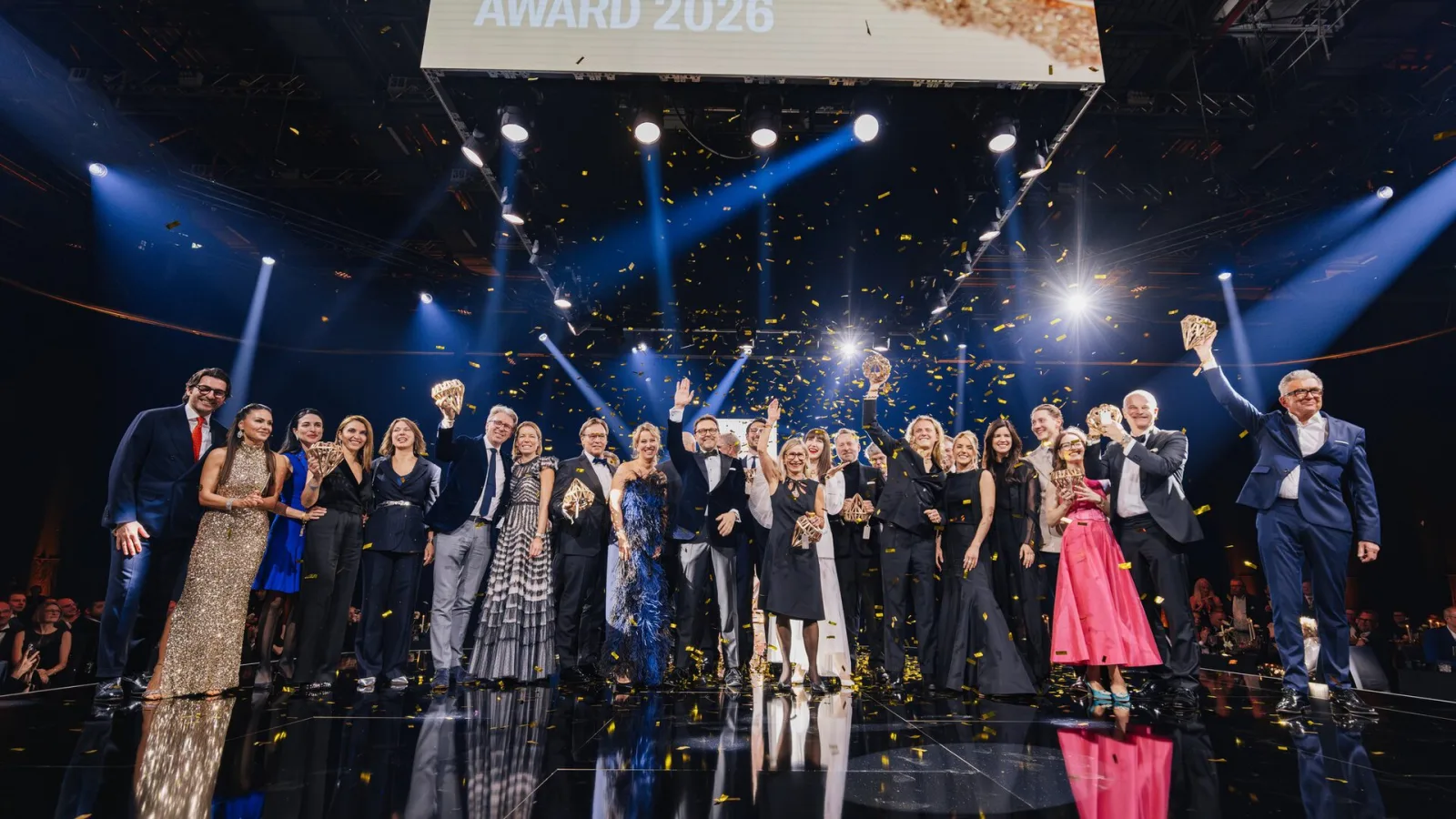 Những người thắng giải INHORGENTA AWARD 2026 trên sân khấu