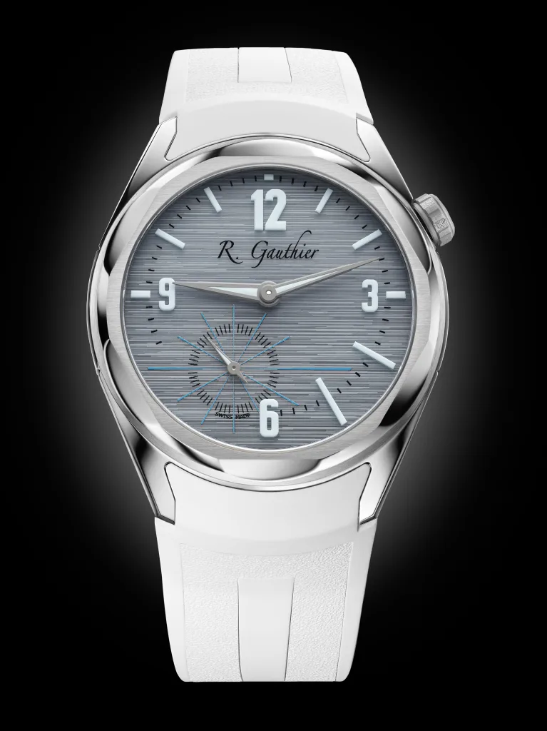 C by Romain Gauthier Titanium Edition 39.5 nhấn xanh nhìn chính diện